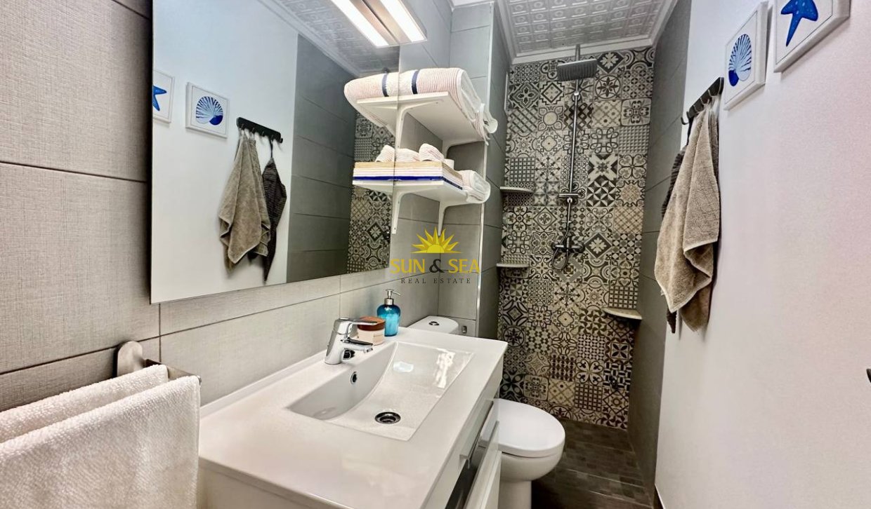 Reventa - Apartamento - Torrevieja - Acequion