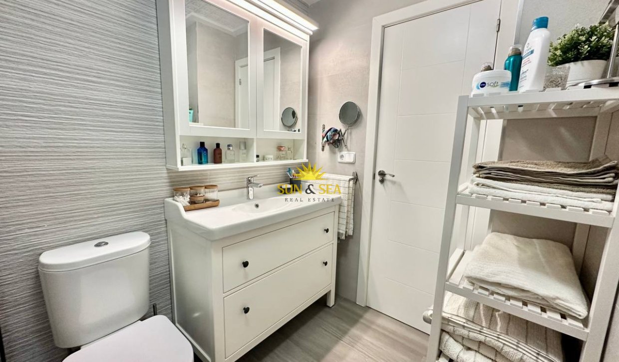 Reventa - Apartamento - Torrevieja - Acequion