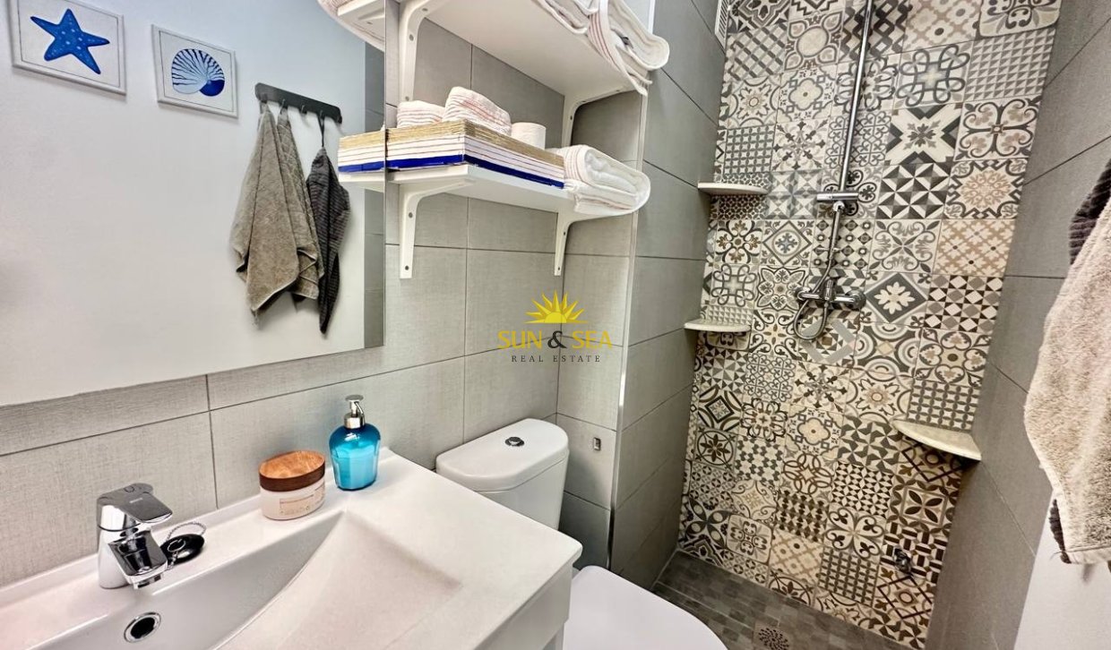 Reventa - Apartamento - Torrevieja - Acequion