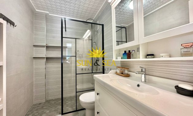 Reventa - Apartamento - Torrevieja - Acequion