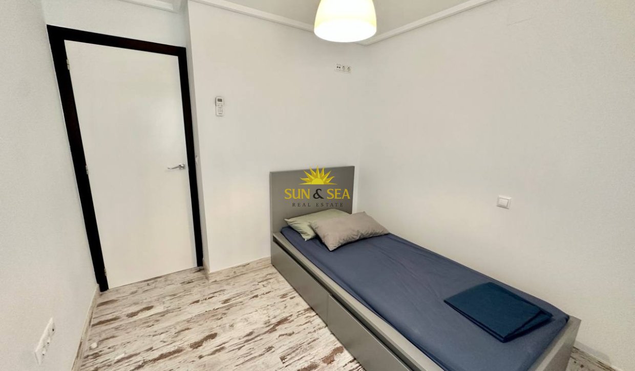 Long Term Rental - Apartment - Torrevieja - Centro