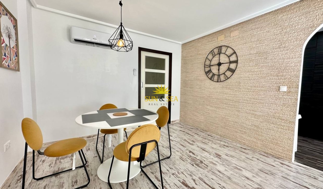 Long Term Rental - Apartment - Torrevieja - Centro