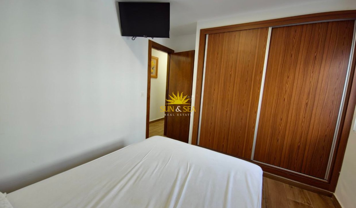 Lange Termijn Verhuur - Appartement - Montesinos