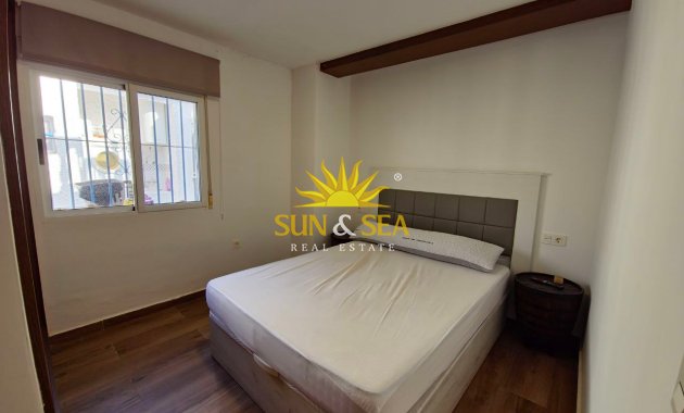 Lange Termijn Verhuur - Appartement - Montesinos