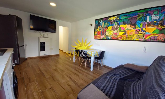 Lange Termijn Verhuur - Appartement - Montesinos