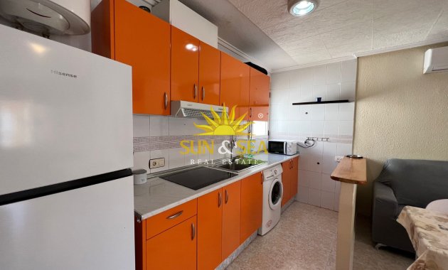 Alquiler a largo plazo - Atico - Torrevieja - Los Balcones - Los Altos del Edén