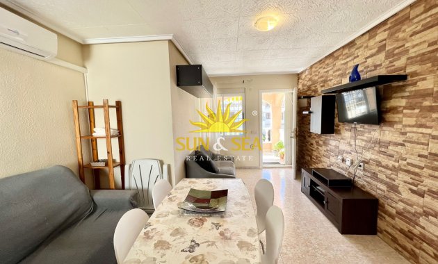 Alquiler a largo plazo - Atico - Torrevieja - Los Balcones - Los Altos del Edén
