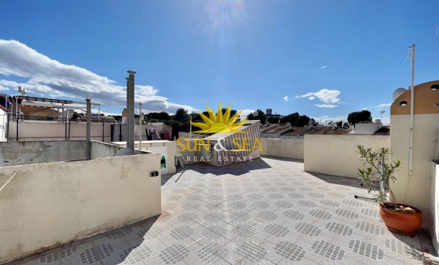 Alquiler a largo plazo - Atico - Torrevieja - Los Balcones - Los Altos del Edén