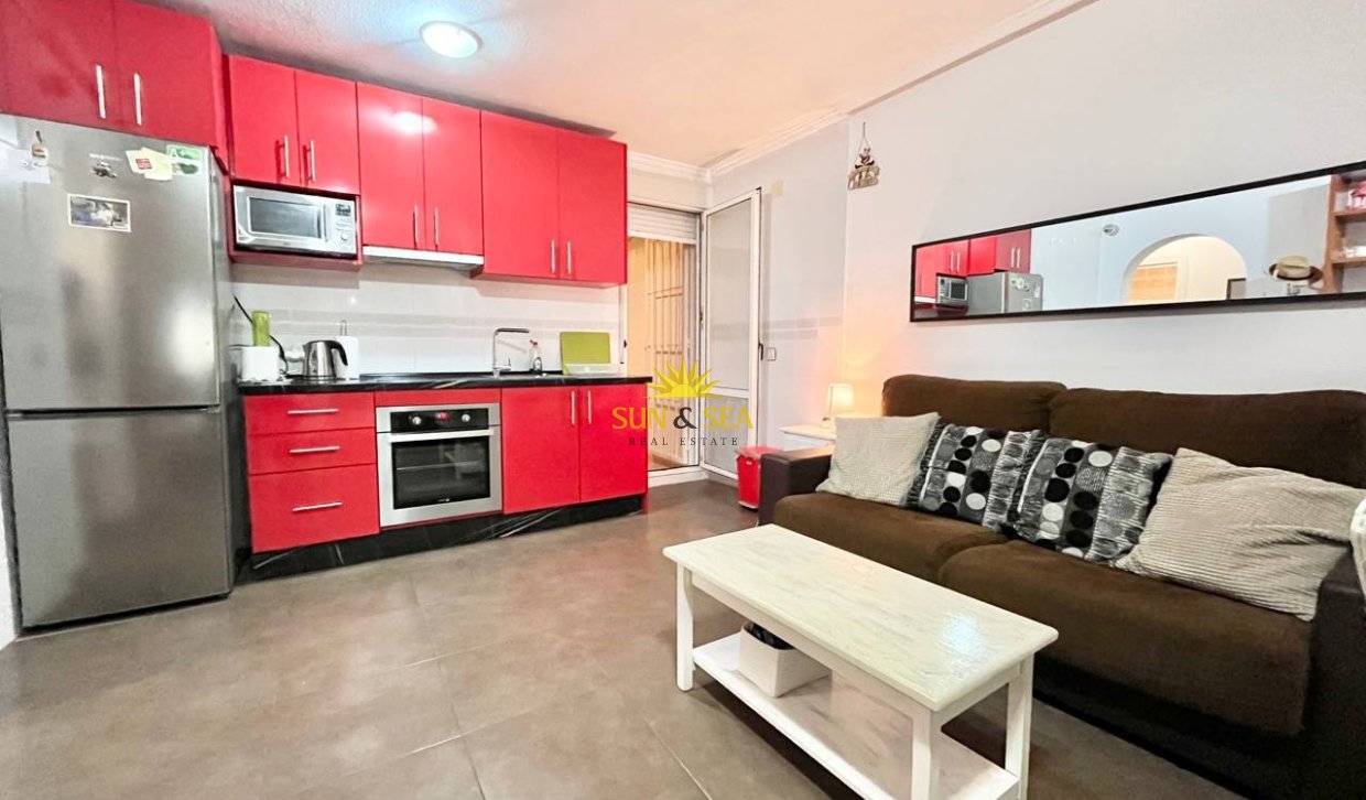 Long Term Rental - Apartment - Torrevieja - Los balcones