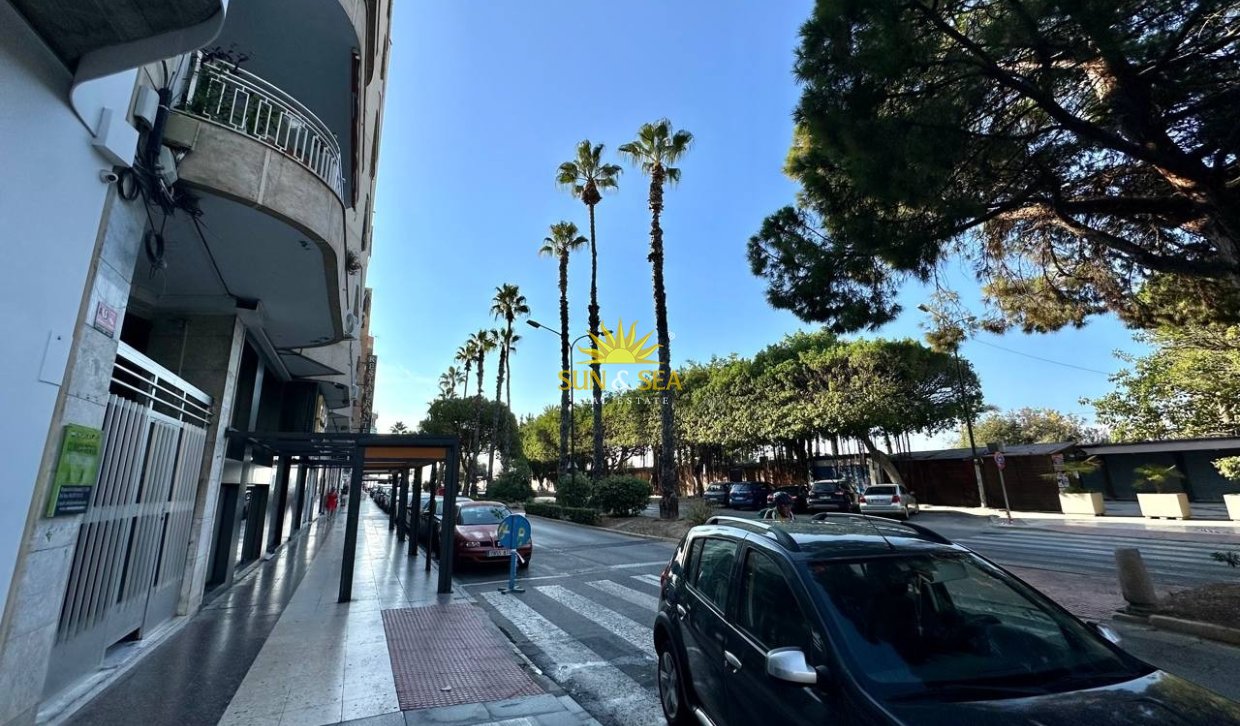 Long Term Rental - Commercial - Torrevieja - Centro