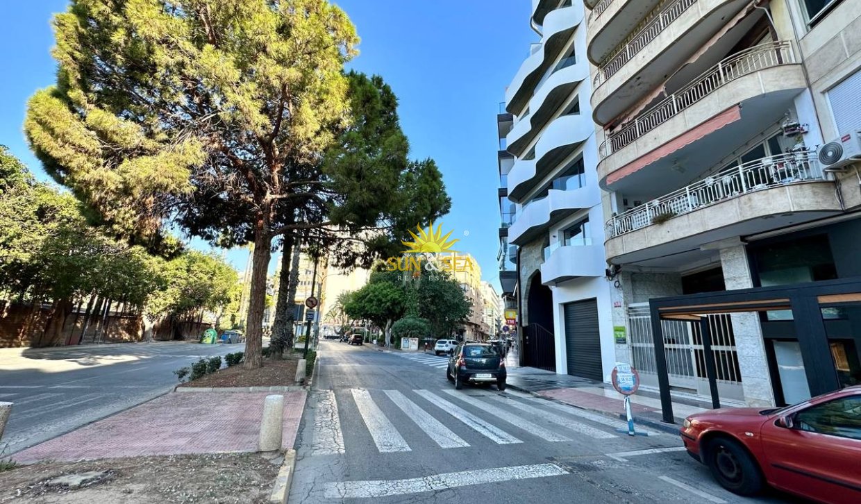 Long Term Rental - Commercial - Torrevieja - Centro