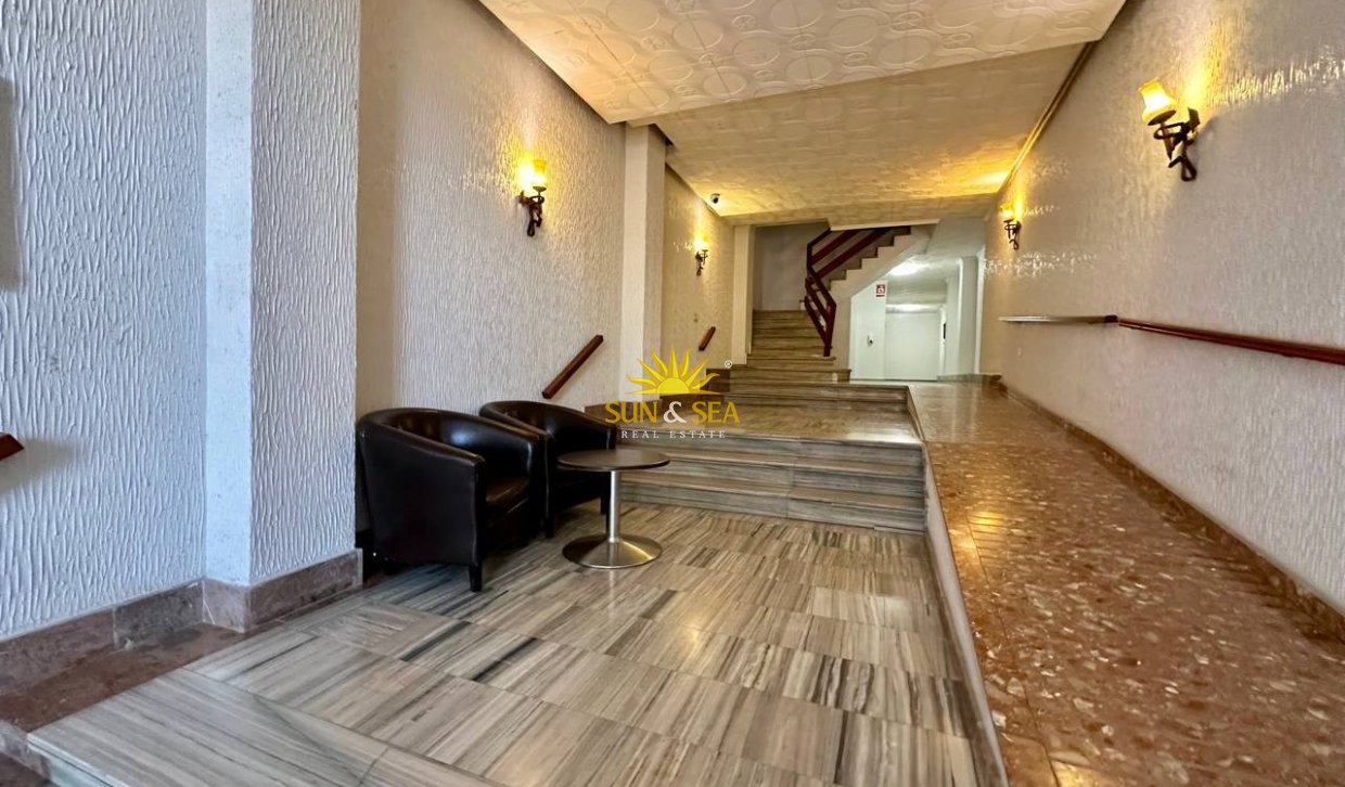 Long Term Rental - Commercial - Torrevieja - Centro