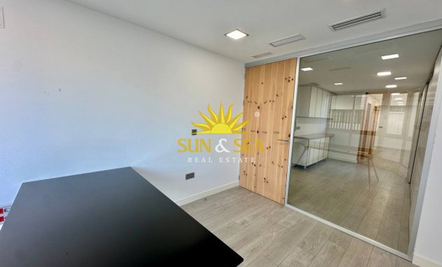 Long Term Rental - Commercial - Torrevieja - Centro