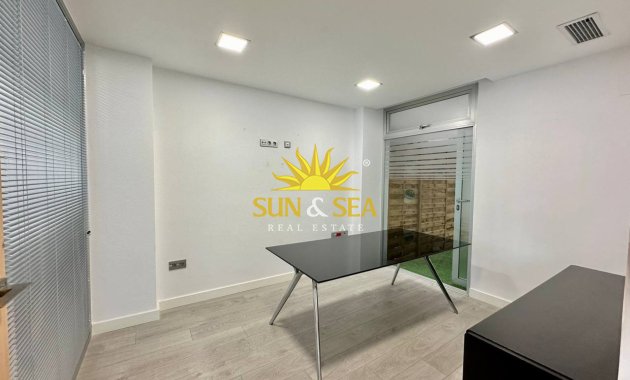 Long Term Rental - Commercial - Torrevieja - Centro