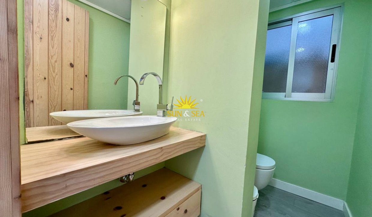 Long Term Rental - Commercial - Torrevieja - Centro