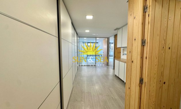 Long Term Rental - Commercial - Torrevieja - Centro