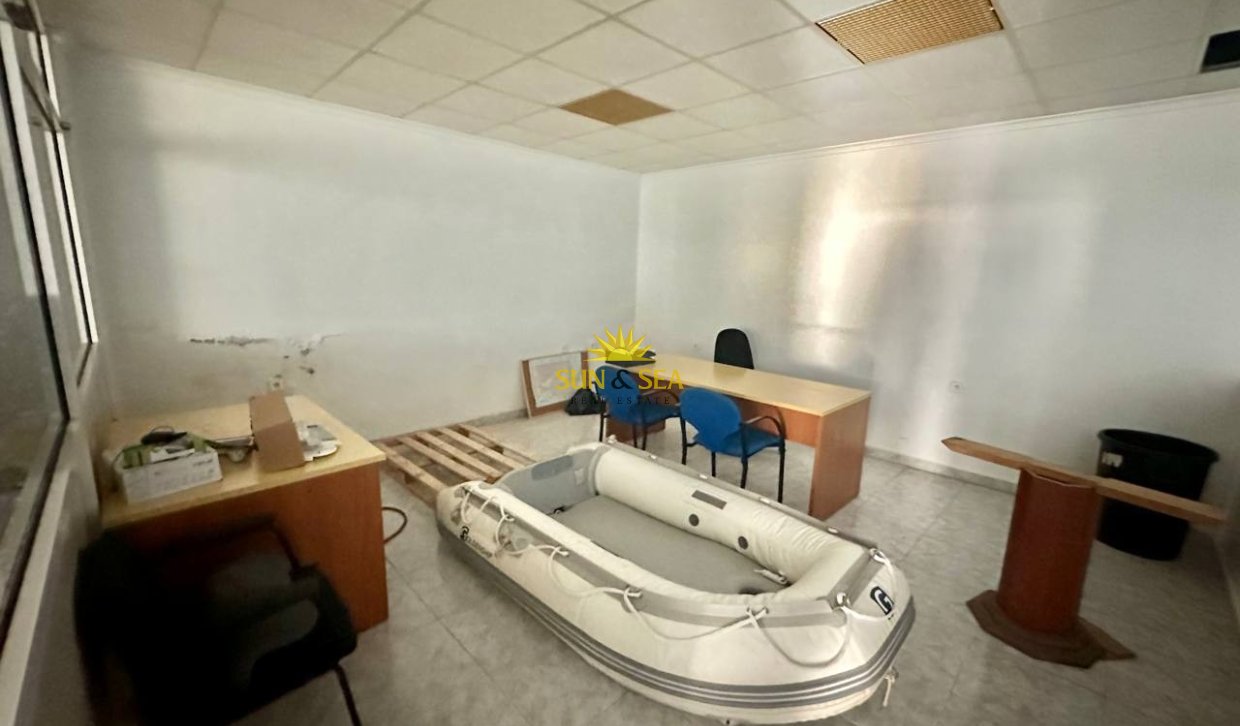 Long Term Rental - Commercial - Torrevieja - Los Frutales