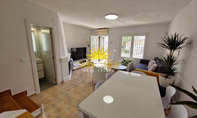Lange Termijn Verhuur - Villa - Orihuela Costa - Villamartín