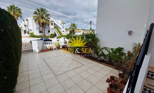 Lange Termijn Verhuur - Villa - Orihuela Costa - Villamartín