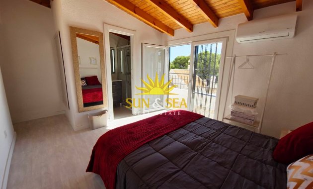 Lange Termijn Verhuur - Villa - Orihuela Costa - Villamartín
