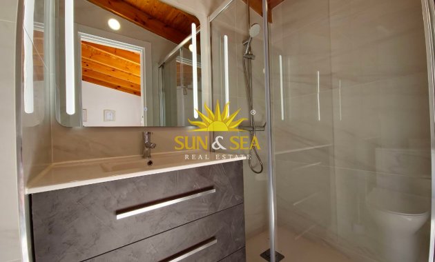 Lange Termijn Verhuur - Villa - Orihuela Costa - Villamartín