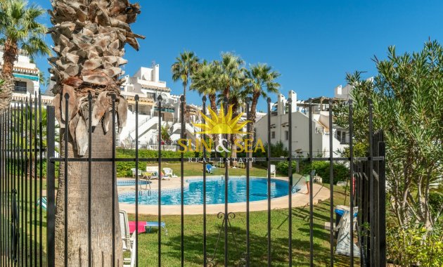 Lange Termijn Verhuur - Villa - Orihuela Costa - Villamartín