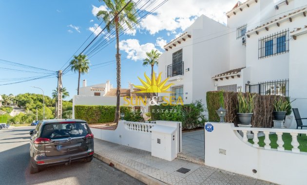 Lange Termijn Verhuur - Villa - Orihuela Costa - Villamartín