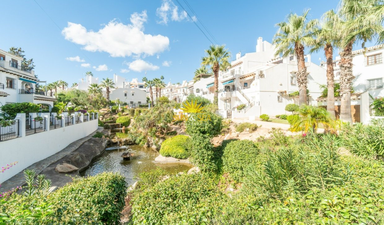 Lange Termijn Verhuur - Villa - Orihuela Costa - Villamartín