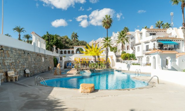 Lange Termijn Verhuur - Villa - Orihuela Costa - Villamartín
