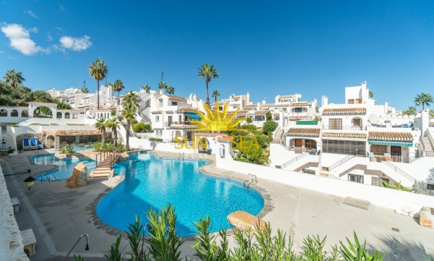 Lange Termijn Verhuur - Villa - Orihuela Costa - Villamartín