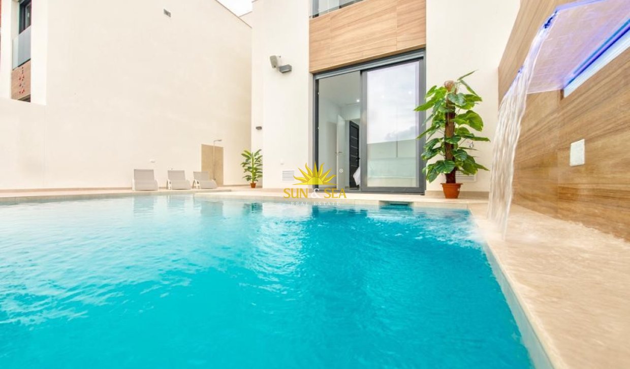 Location à long terme - Villa - Benijofar