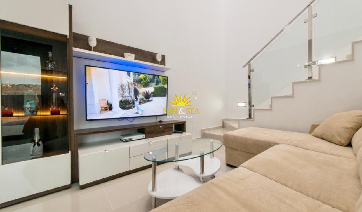 Location à long terme - Villa - Benijofar
