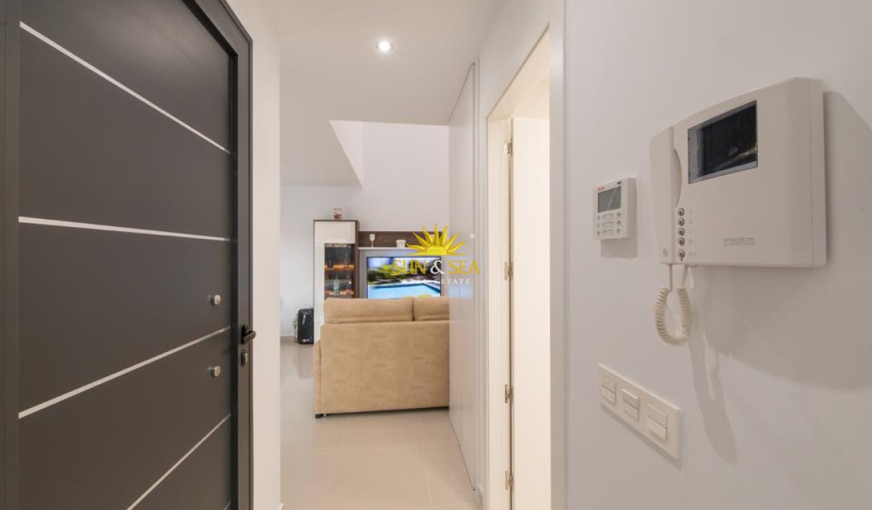 Location à long terme - Villa - Benijofar