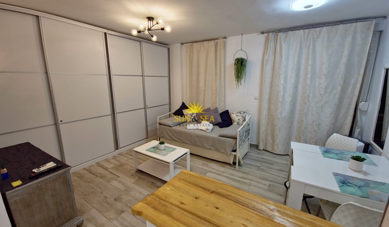 Long Term Rental - Studio apartment - Torrevieja - Acequion