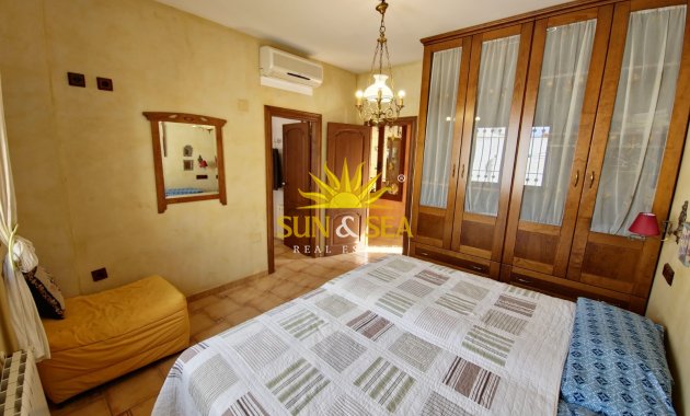 Resale - Villa - San Miguel de Salinas