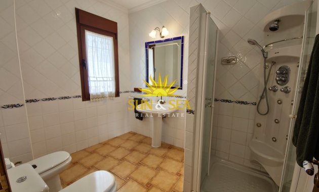 Resale - Villa - San Miguel de Salinas