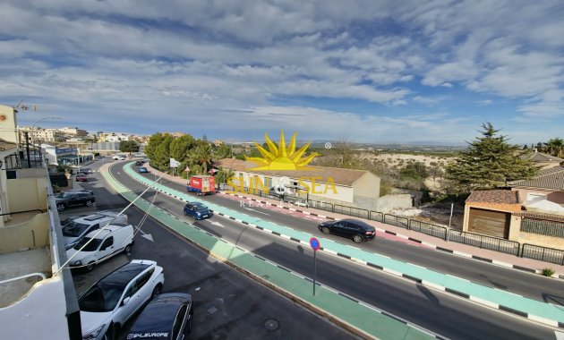 Resale - Villa - San Miguel de Salinas