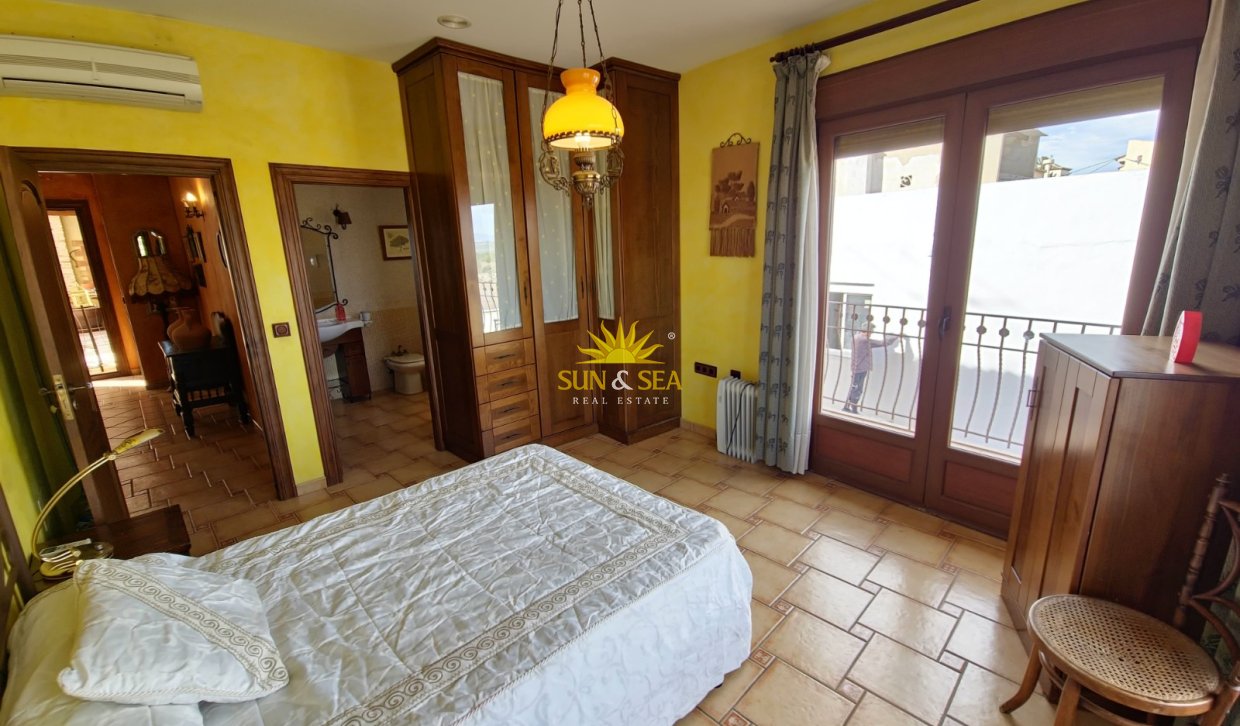 Resale - Villa - San Miguel de Salinas