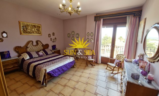 Resale - Villa - San Miguel de Salinas
