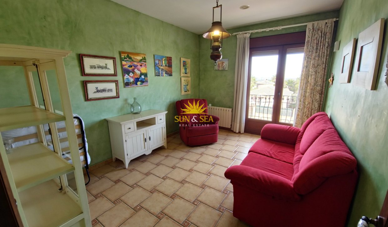 Resale - Villa - San Miguel de Salinas