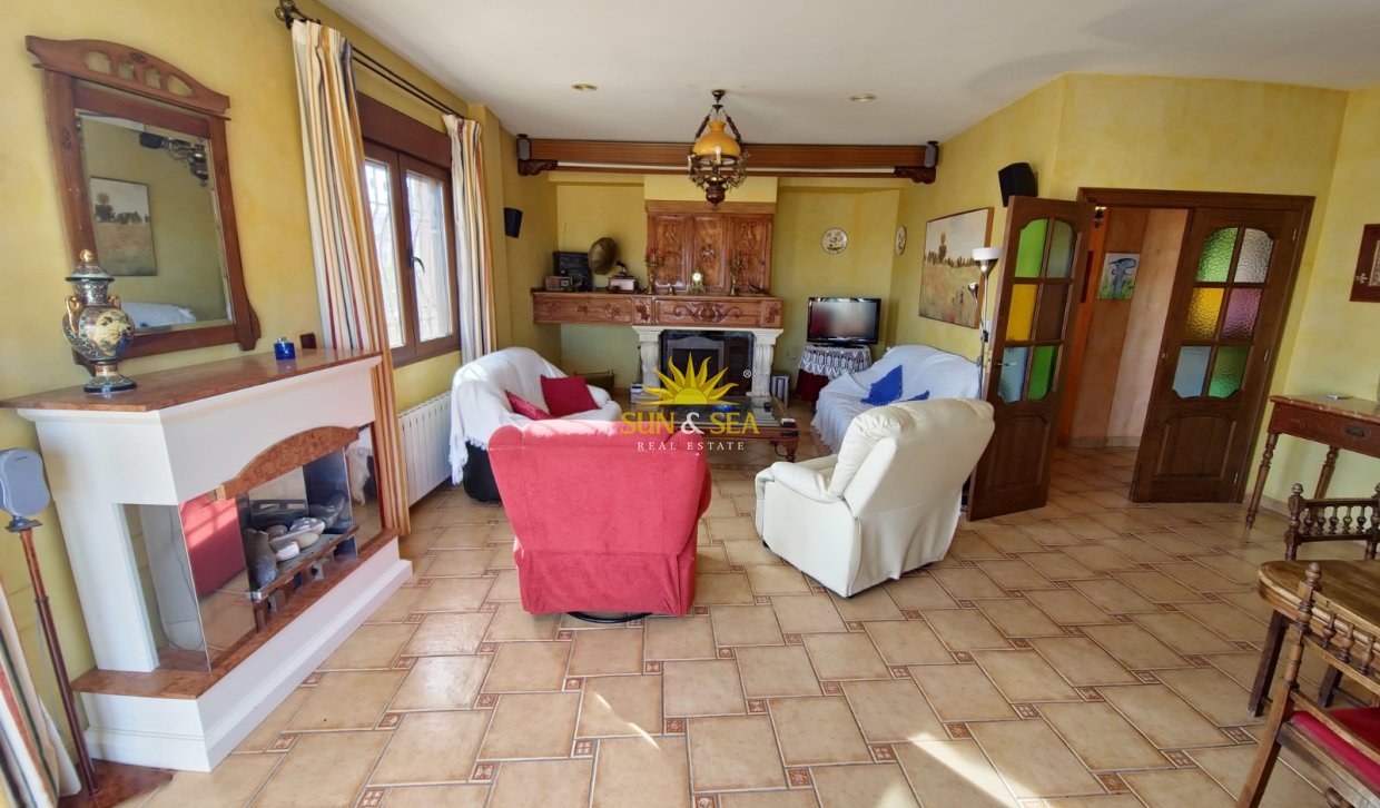 Resale - Villa - San Miguel de Salinas