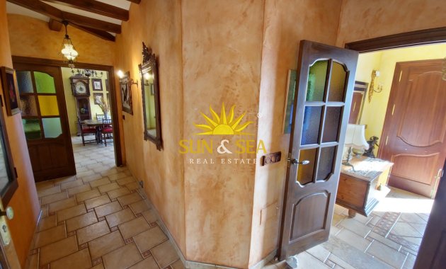 Resale - Villa - San Miguel de Salinas