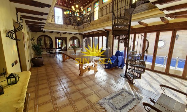 Resale - Villa - San Miguel de Salinas