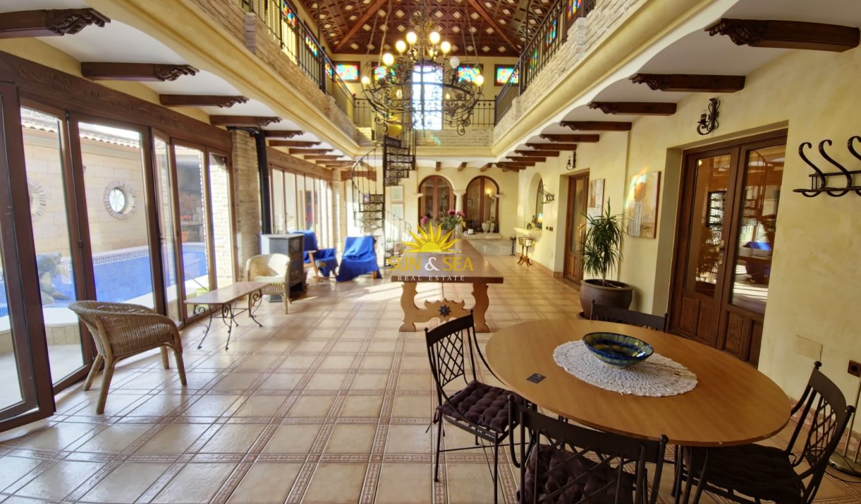 Resale - Villa - San Miguel de Salinas