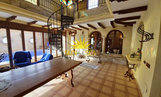 Resale - Villa - San Miguel de Salinas