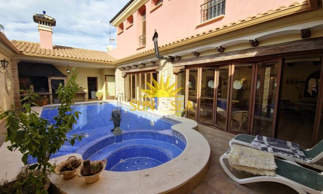 Resale - Villa - San Miguel de Salinas