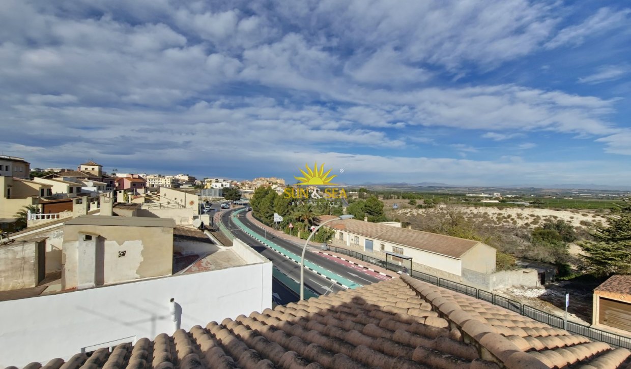 Resale - Villa - San Miguel de Salinas