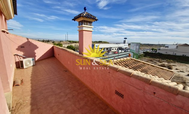 Resale - Villa - San Miguel de Salinas