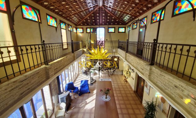 Resale - Villa - San Miguel de Salinas