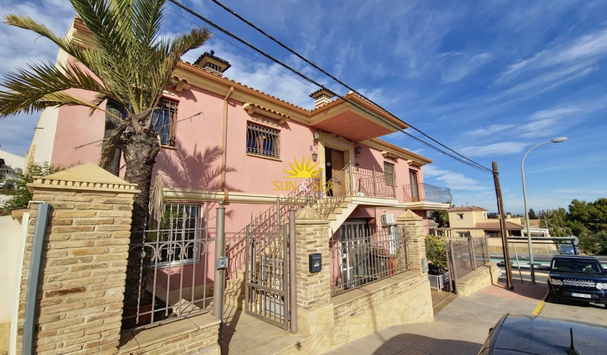 Resale - Villa - San Miguel de Salinas